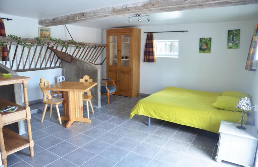 La Petite Ferme Bed & Breakfast Maze Exterior photo